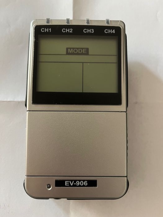 Czterokanałowy Elektrostymulator TENS/EMS