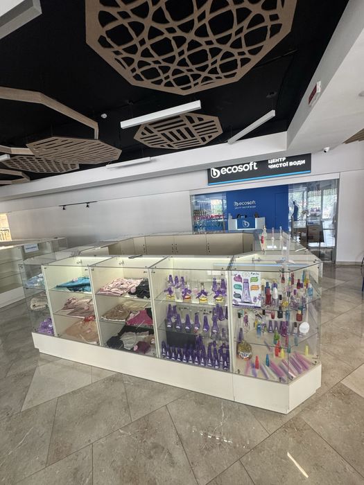 Продаж комерції у ТЦ Київський, Височана, Містечко Центральне