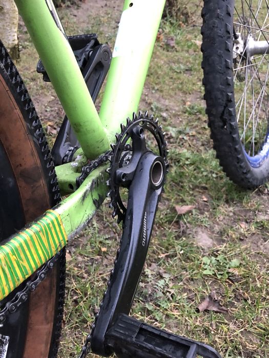 Rower dirt stunt Leader fox cocaine