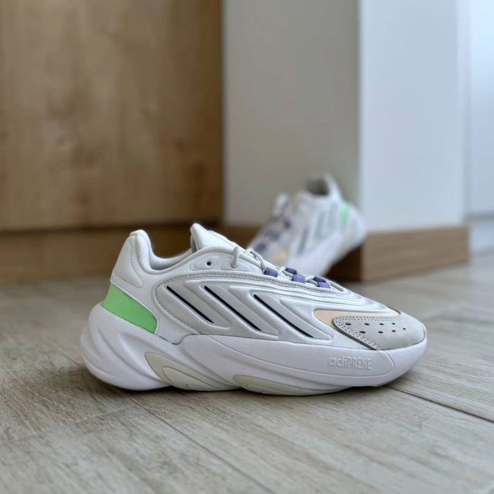 Adidas Ozelia