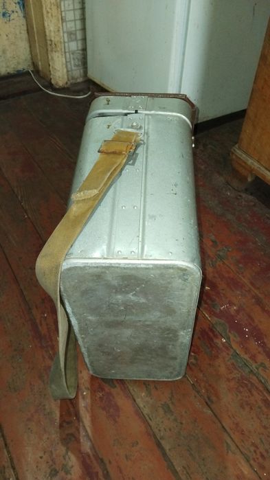 Ящик для зимової риболовлі