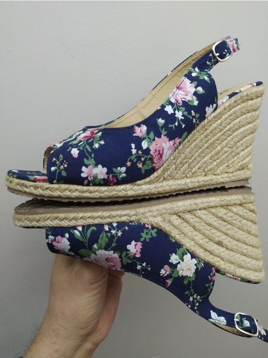 T&R 38 sandały damskie koturny