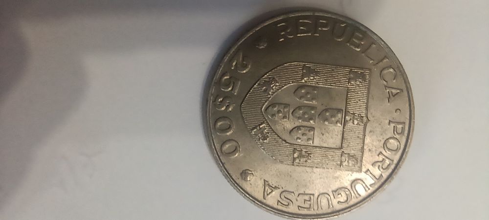25 escudos mundial de hóquei de 1982 , edição especial comemorativa
