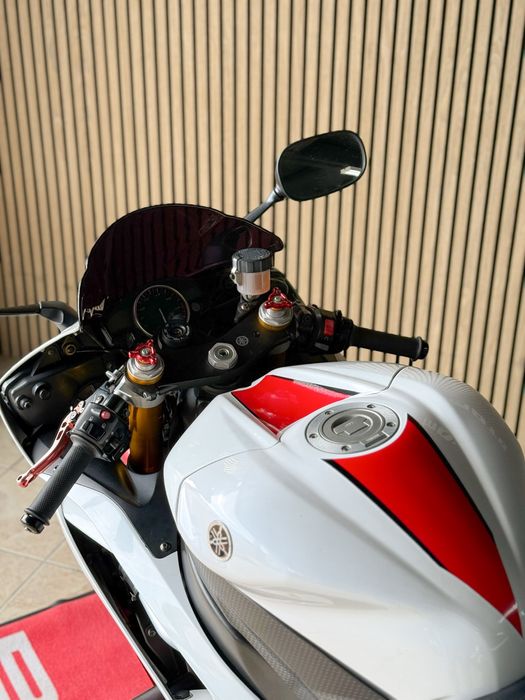 Yamaha R6 20 mil rpm