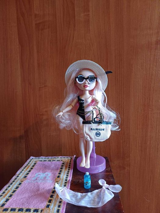 Lalka rainbow high