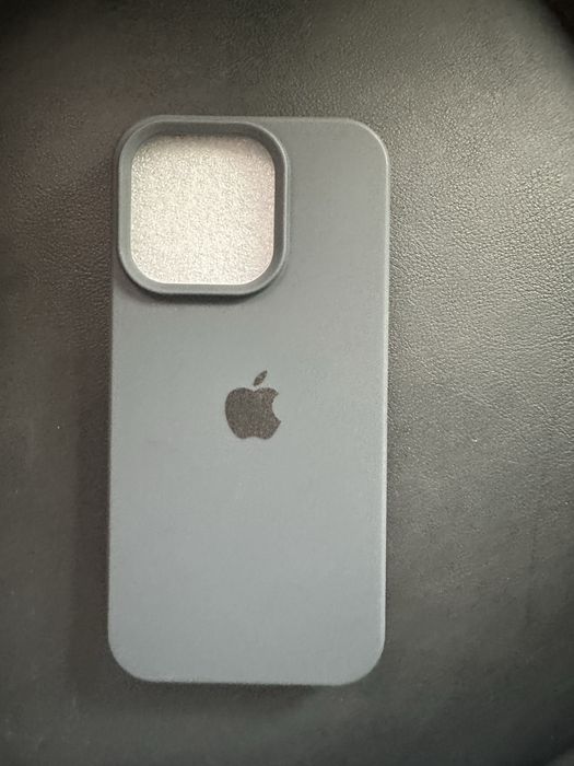 чехол на iPhone 14 pro