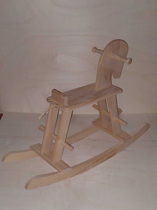 Cavalinho madeira criança