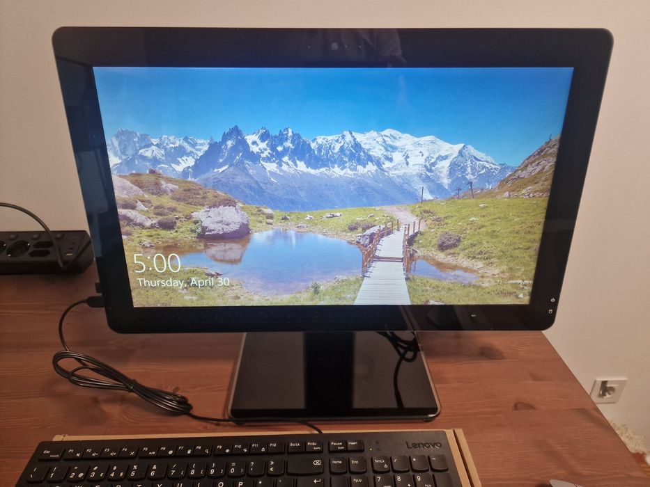 Computador Intercomp EVO81T 24" 8Gb RAM 240Gb SSD