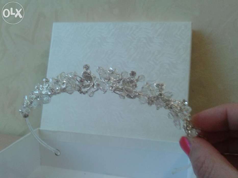Продам свадебную диадему