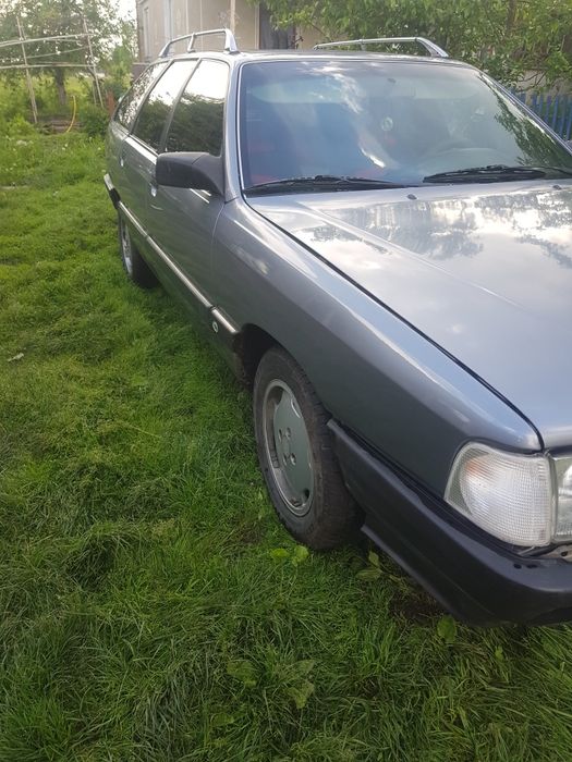 Ауді 100 універсал