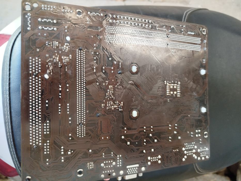 Материнская Плата ASRock 960GM-VGS3