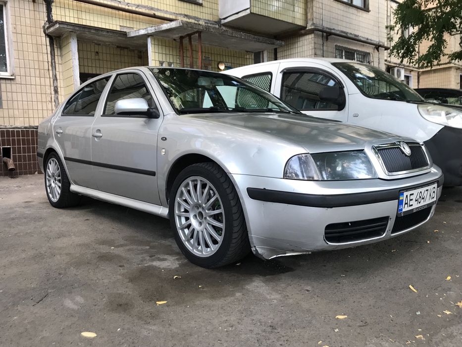 Shkoda Oktavia Tour 2003г