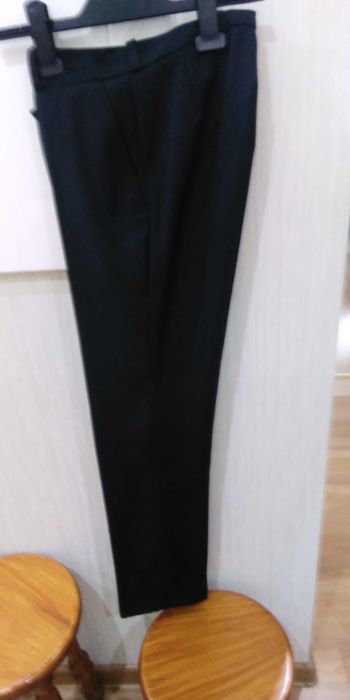 Spodnie czarne 164 / 74