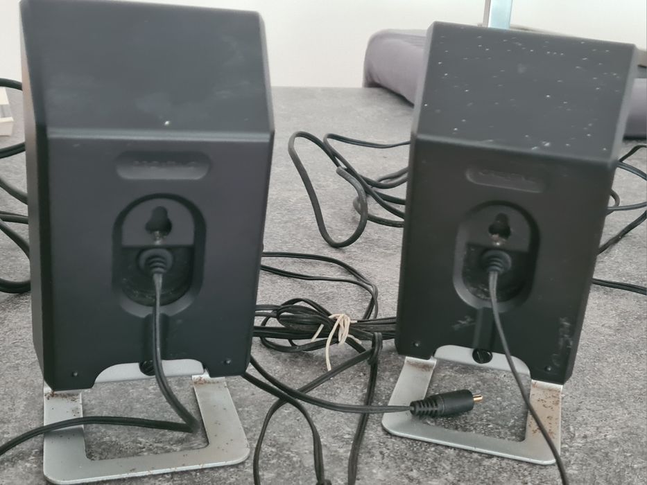 Sistema de som Creative 2.1