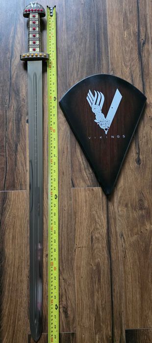 Miecz Wikingów Ragnara Lothbroka