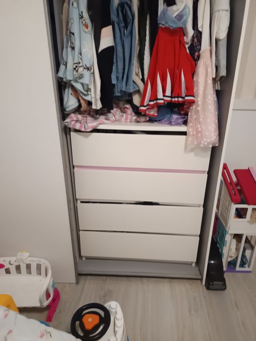 Roupeiro Conforama