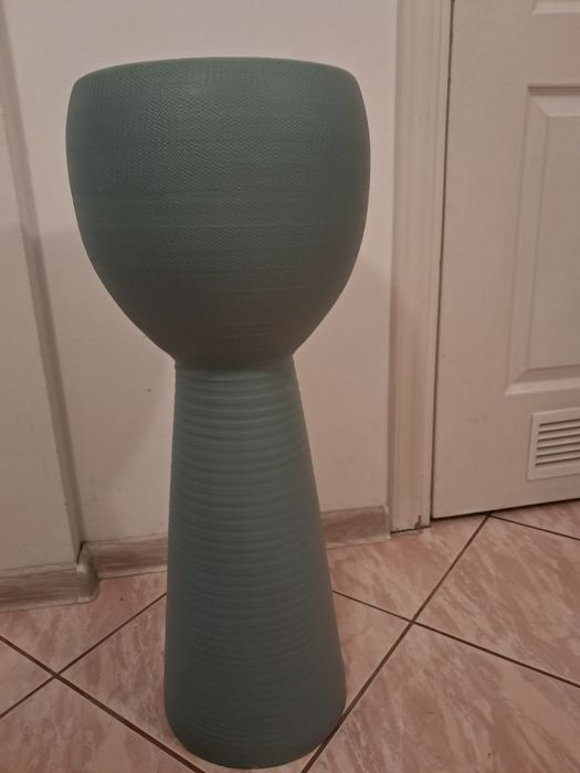 Wysoka donica ceramiczna ogrodowa tarasowa Kielich Monumo