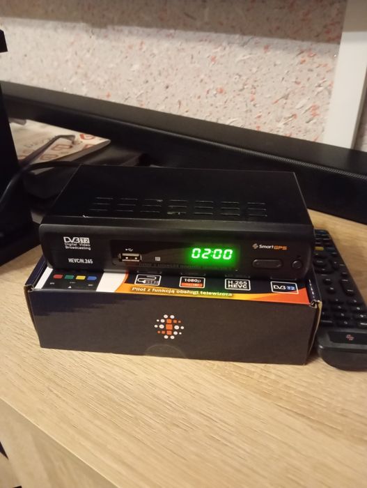 Dekoder Dvbt2 Smart Gps prawie nowy . Okazja!