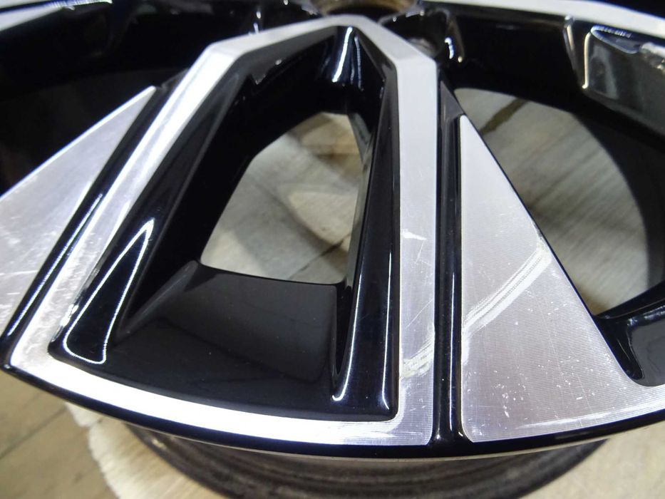 Felga Volvo xc60 7.5Jx19H2 Et50.5 32358598