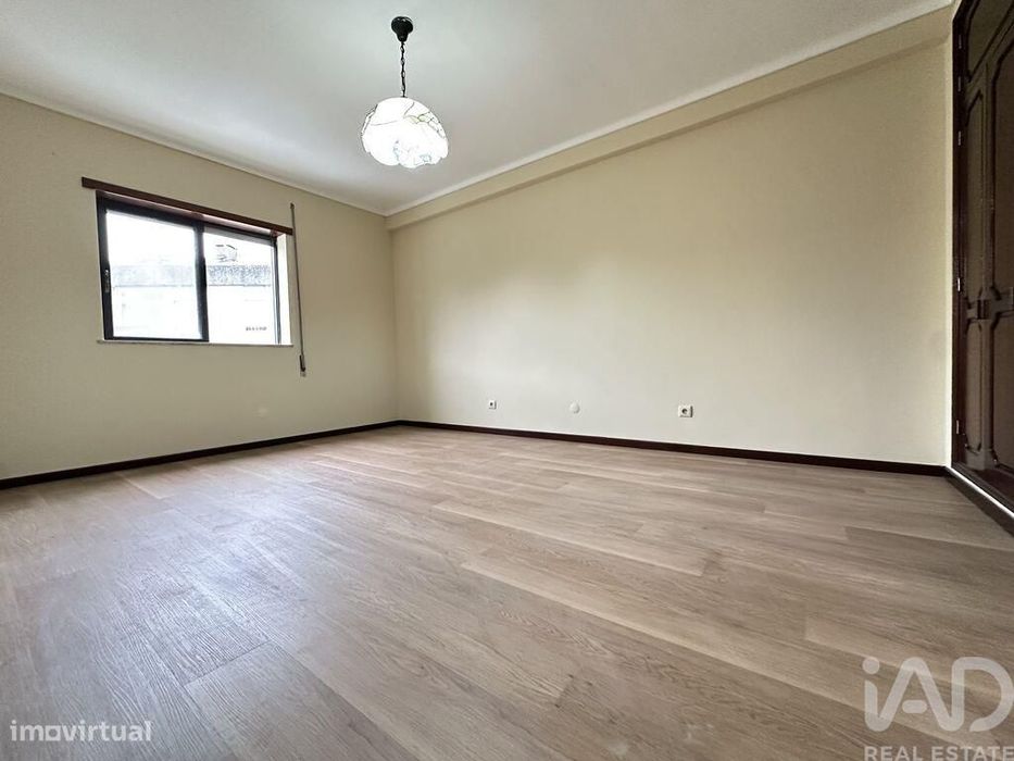 Apartamento T3 em Arcozelo de 125 m2