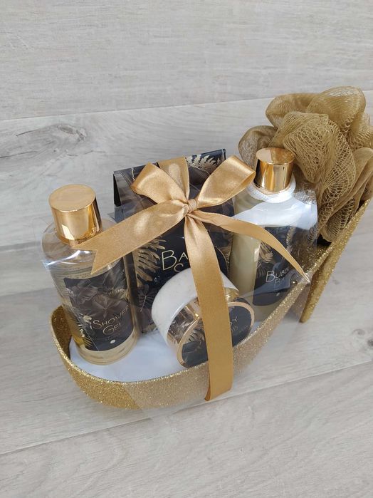 Accentra Luxury Bath Set Komplet upominkowy Wanilia Migdał