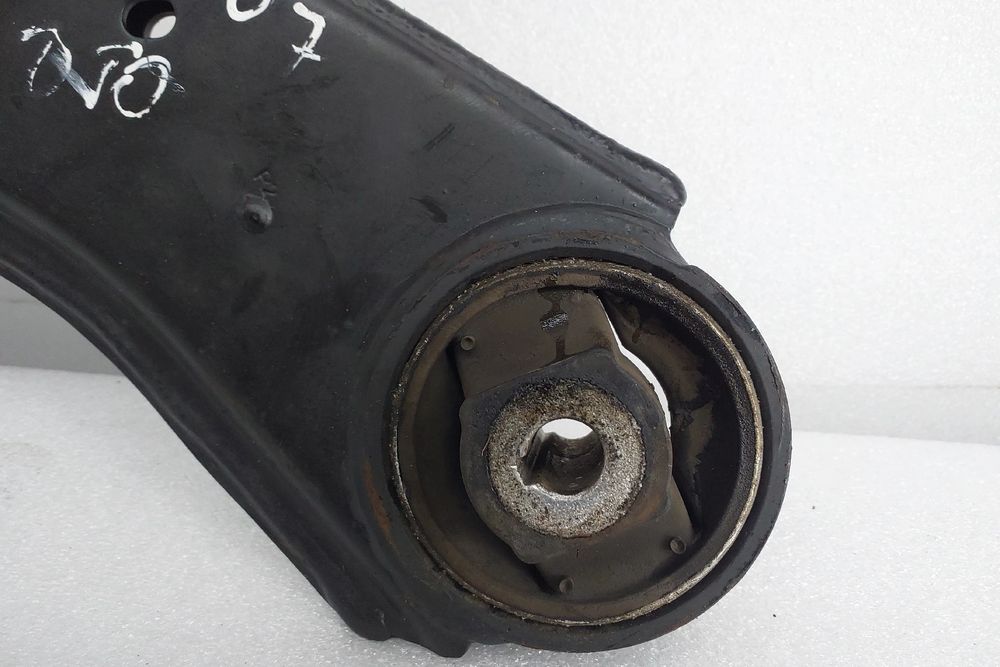 Braço de suspensão frente direito FIAT Doblo (263_)