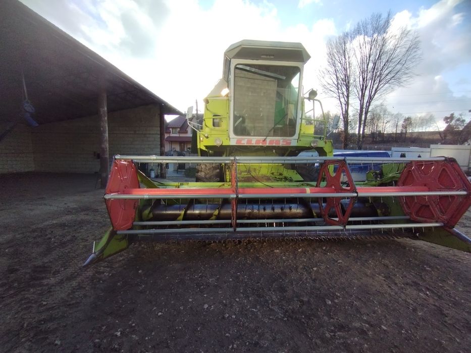 Продам Claas Dominator 96