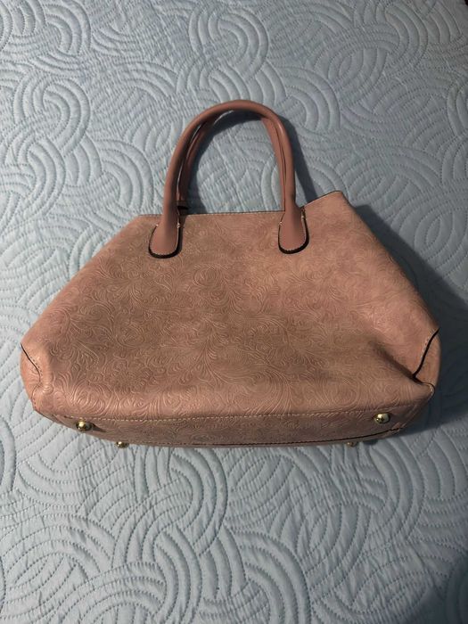 Mala Senhora rosa c/bolsas