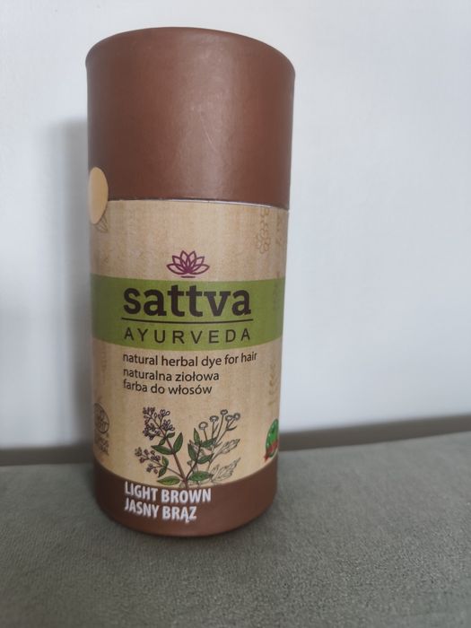 Henna do włosów jasny brąz sattva ayurveda