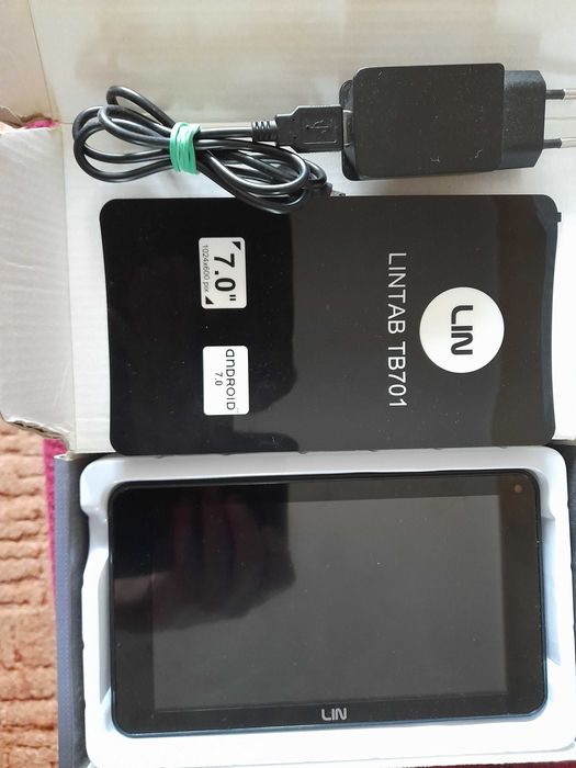 Tablet Lin 7 cali i Navitel 7 cali