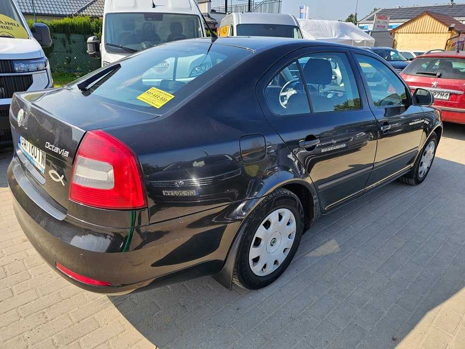 Skoda Octavia 2009r/1.4benzyna/122KM/opłaty aktualne/klima chłodzi