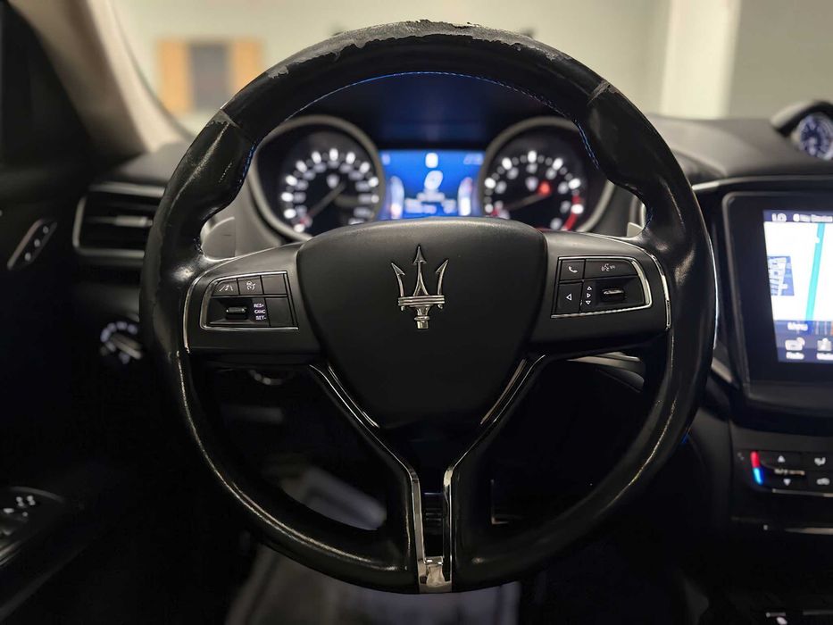 Maserati Ghibli      2019