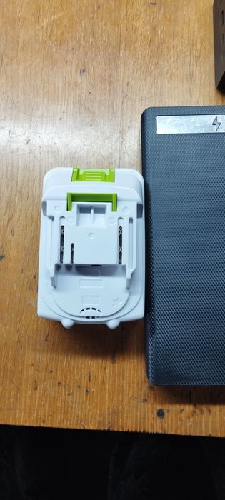 Перепакування  укумуляторів до шурупокрутів,та  повербанків.