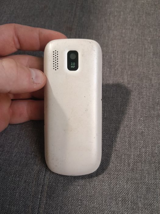 Продам Nokia 202