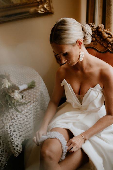 Suknia slubna z kieszeniami