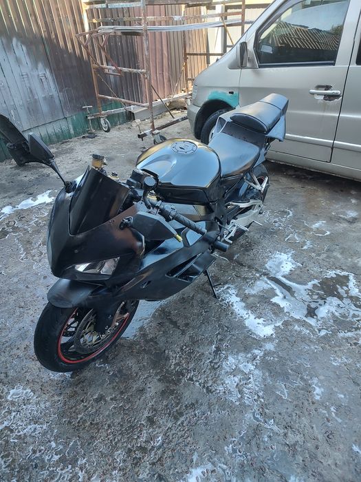 продам мотоцикл Honda cbr 1000rr