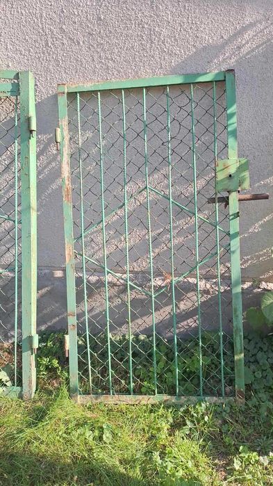 Продам металеві ворота та хвіртку