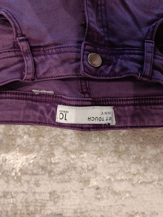 Spodnie jeansowe w rozmiarze 38
