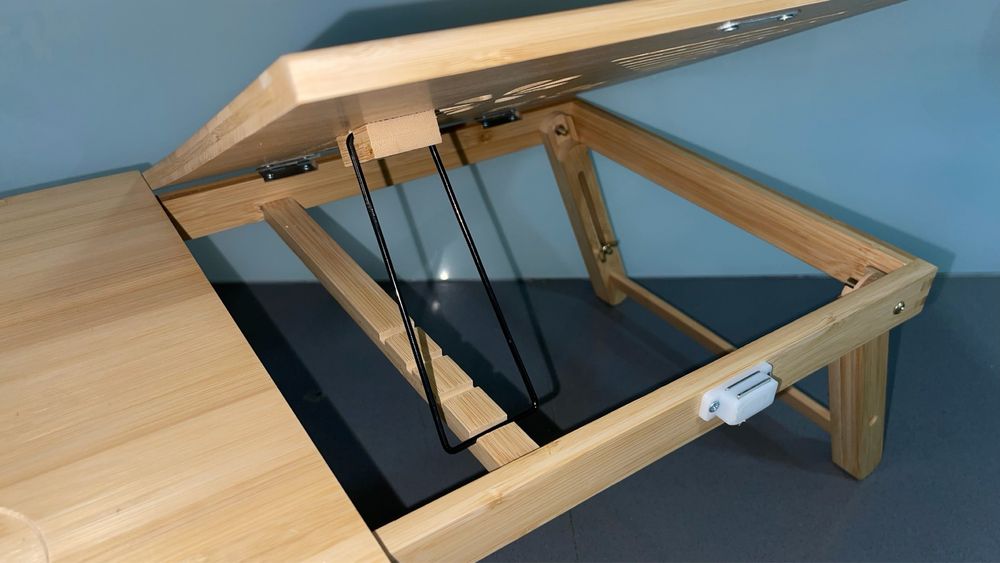 Mesa de computador portátil com gaveta