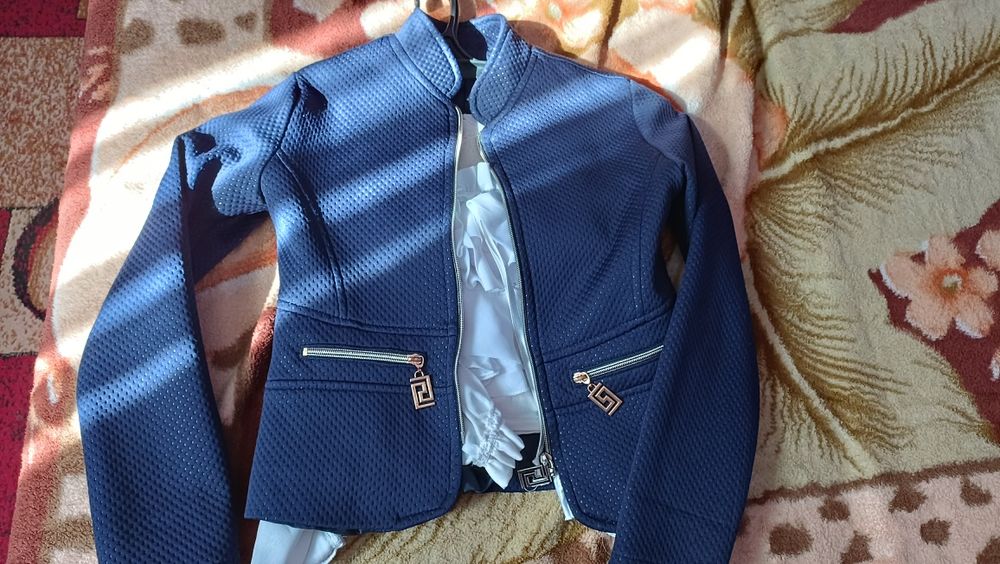 Піджачок для дівчинки