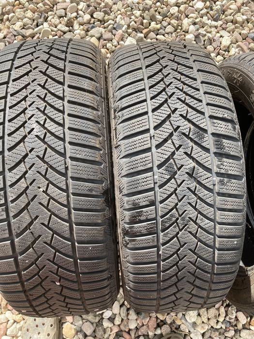 Opony zimowe SEMPERIT  215/55/17 V XL