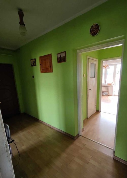 Sprzedam mieszkanie w Staszowie - 60 m², 3 pokoje + piwnica - Widok 4