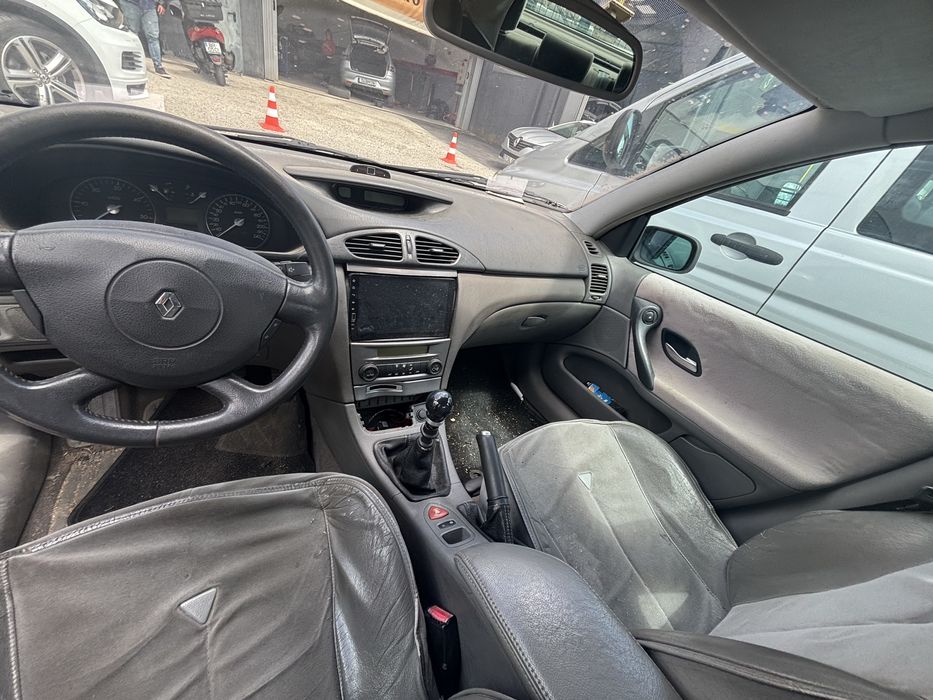 Carro Renault Laguna dci
