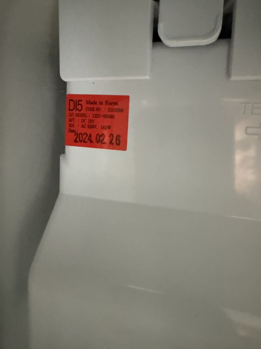 Холодильник Hisense