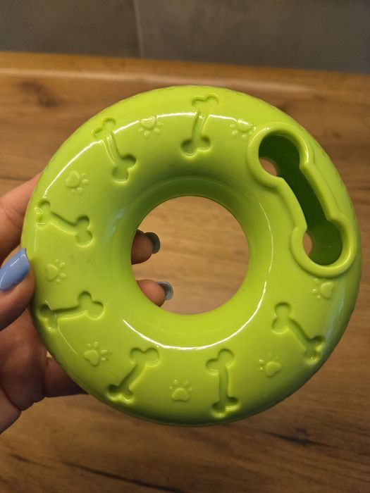 Zabawka dla psa gruby RING na smaczki