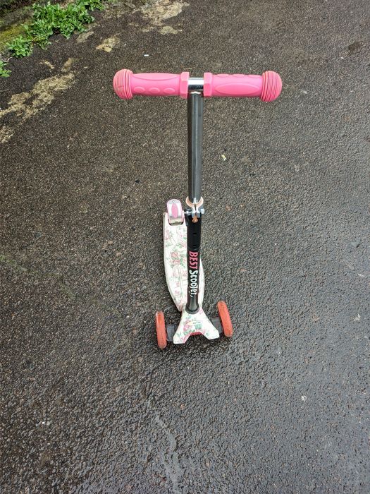Самокат дитячий для дівчинки Best Scooter