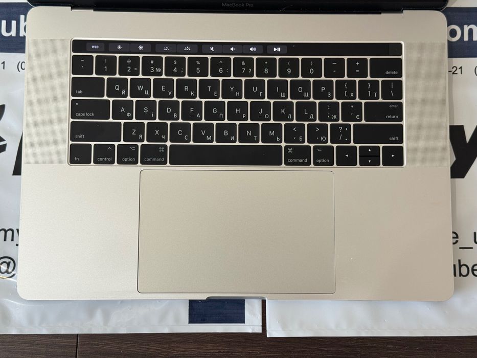 Apple MacBook Pro 15" 2017 i7 2,8GHz 16Gb/256GB Space Gray