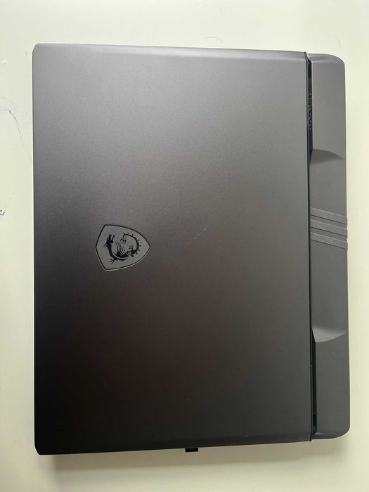 Laptop gamingowy na sprzedaż MSI VECTOR GP68 HX 13V