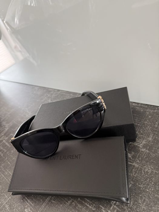 Okulary przeciwsloneczne Saint Laurent