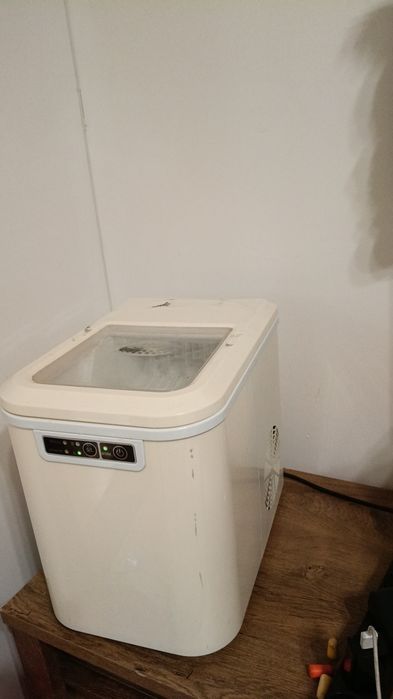 Kostarka do lodu w pełni sprawna
